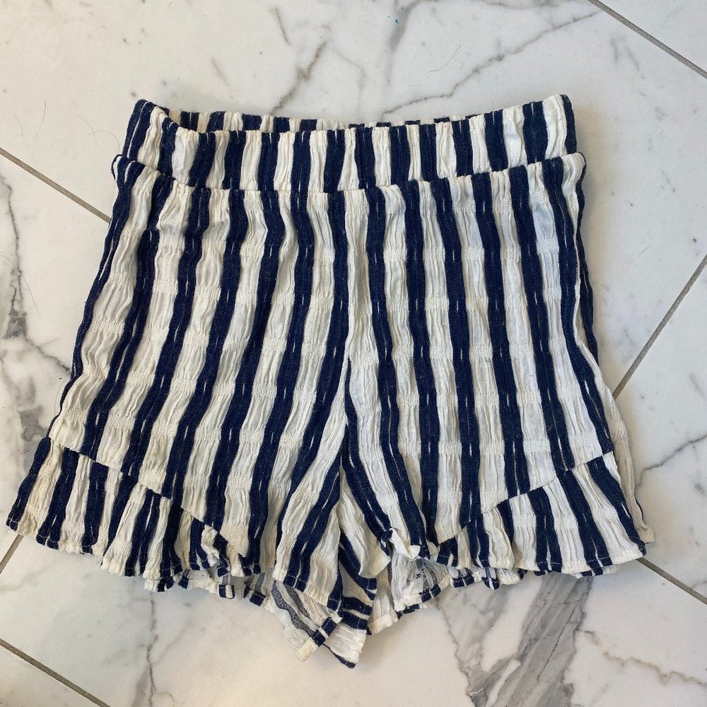 Maven West Elastic Striped Shorts